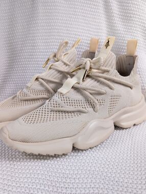 SIA Collective CV 0.02 Limited Cream Low Top Men Sz 10 Athleisure Sneakers Shoes